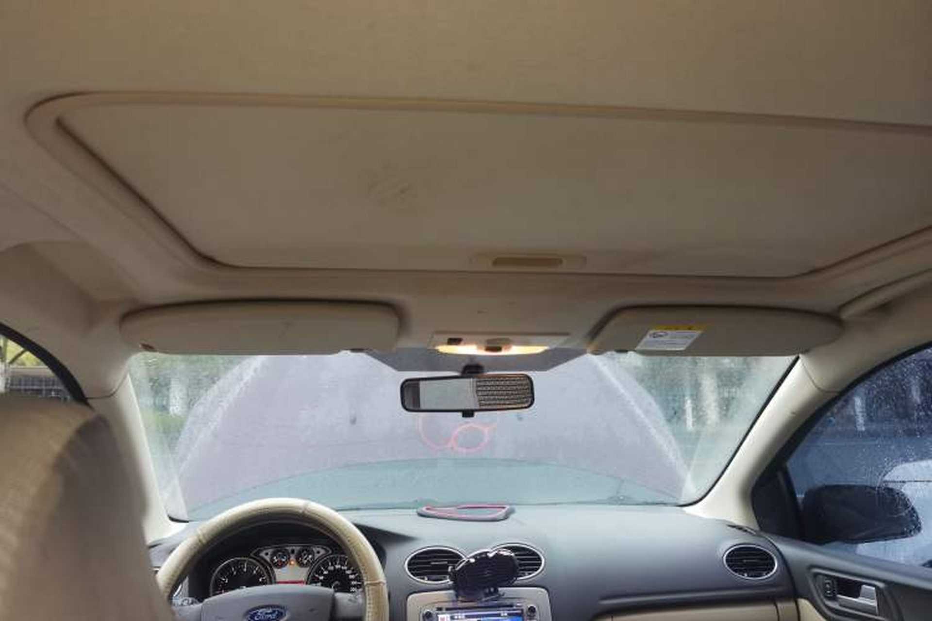 Used Ford Focus 2011 Sedan 1.8L Automatic Fashion Edition Headliner