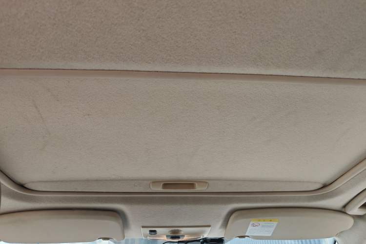 Used Ford Focus 2011 Hatchback 1.8L Automatic Fashion Edition Headliner
