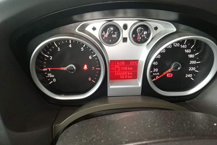 Used Ford Focus 2011 Sedan 1.8L Automatic Fashion Edition Instrument Cluster