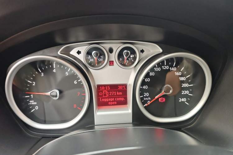 Used Ford Focus 2011 Hatchback 1.8L Manual Classic Model Instrument Cluster