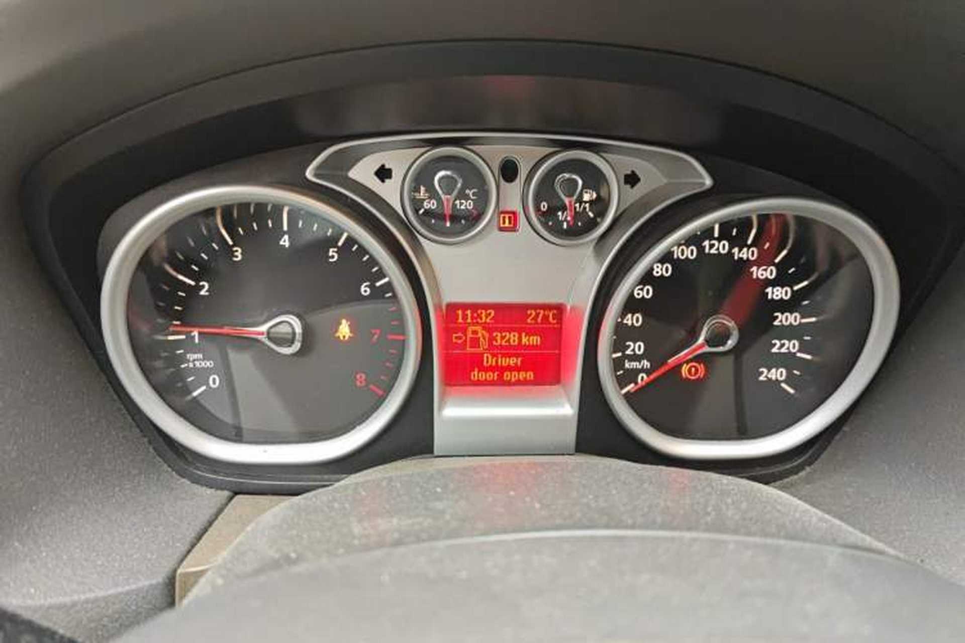 Used Ford Focus 2011 Sedan 1.8L Manual Comfort Model Instrument Cluster