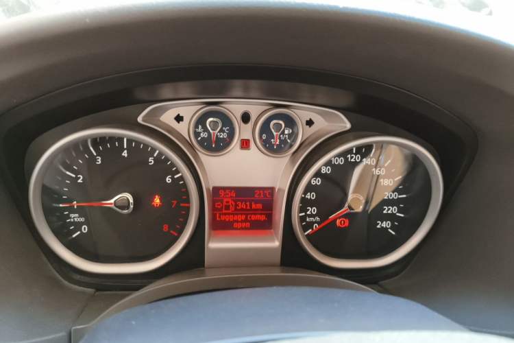 Used Ford Focus 2011 Sedan 1.8L Manual Comfort Model Instrument Cluster