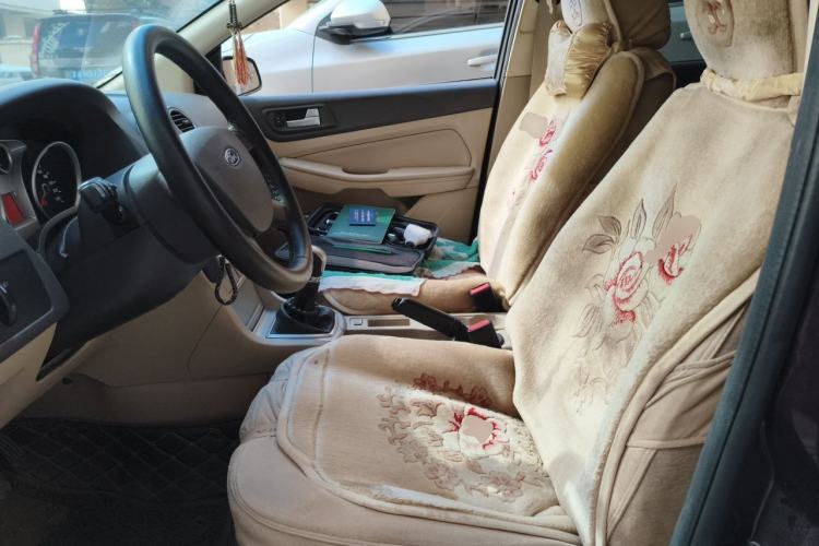 Used Ford Focus 2011 Sedan 1.8L Manual Comfort Model Left Front Seat