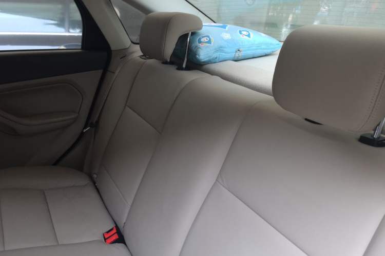 Used Ford Focus 2011 Sedan 1.8L Automatic Fashion Edition Left Rear Seat