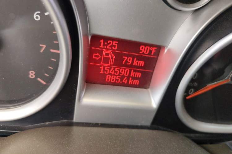 Used Ford Focus 2011 Sedan 1.8L Automatic Fashion Edition Odometer Close Up