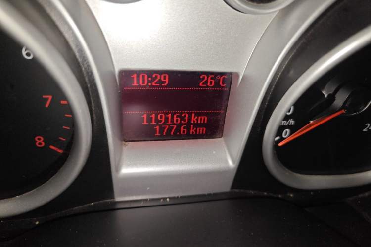 Used Ford Focus 2011 Hatchback 1.8L Manual Comfort Model Odometer Close Up