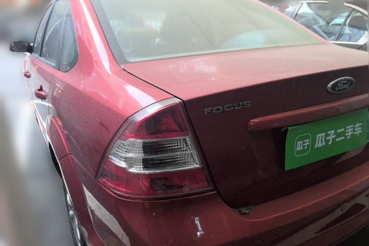 Used Ford Focus 2011 Sedan 1.8L Automatic Fashion Edition Rear Left 45 Deg