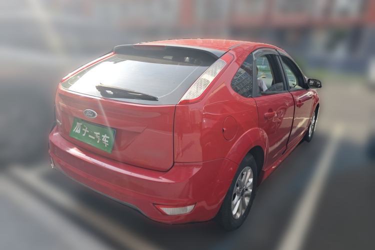 Used Ford Focus 2011 Hatchback 1.8L Automatic Fashion Edition Rear Right 45 Deg
