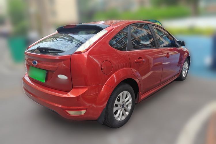Used Ford Focus 2011 Hatchback 1.8L Automatic Fashion Edition Rear Right 45 Deg