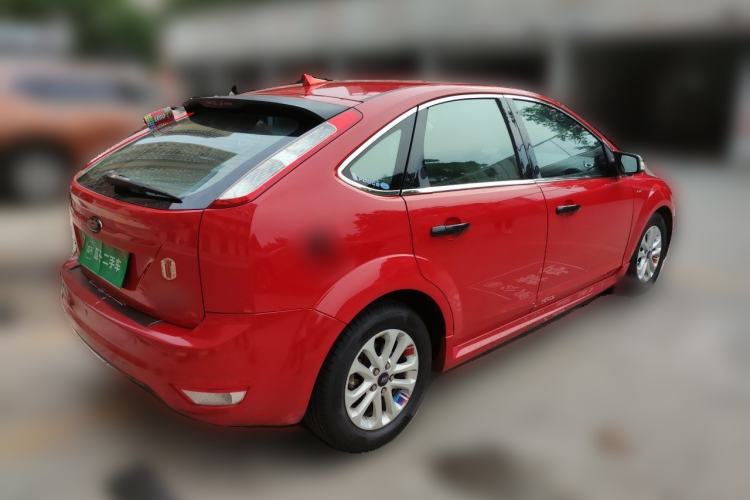 Used Ford Focus 2011 Hatchback 1.8L Automatic Fashion Edition Rear Right 45 Deg