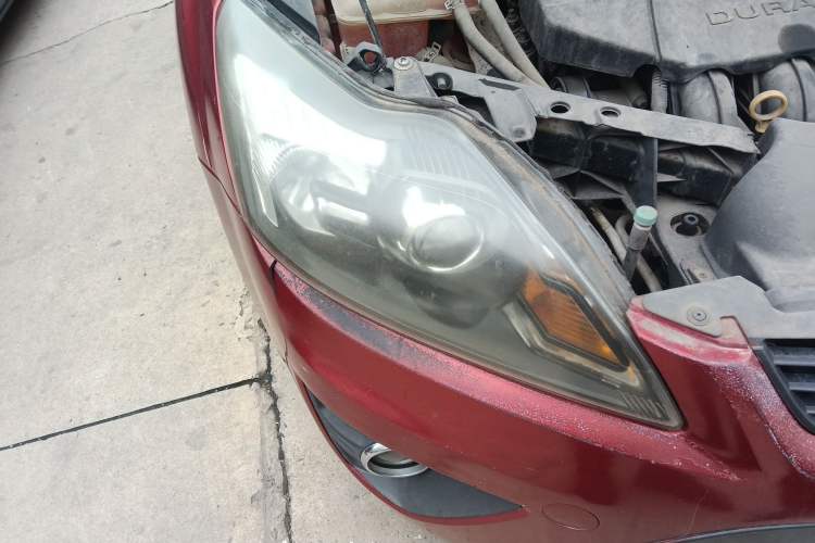 Used Ford Focus 2011 Hatchback 1.8L Automatic Fashion Edition Right Front Headlight