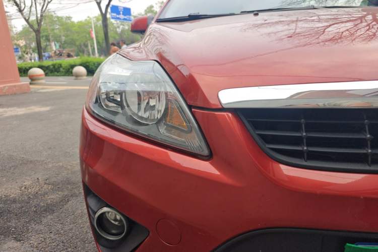 Used Ford Focus 2011 Hatchback 1.8L Manual Classic Model Right Front Headlight