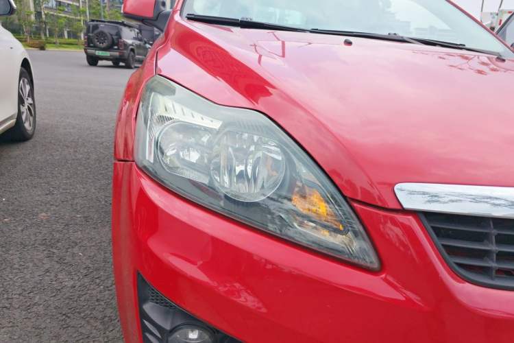 Used Ford Focus 2011 Sedan 1.8L Automatic Fashion Edition Right Front Headlight