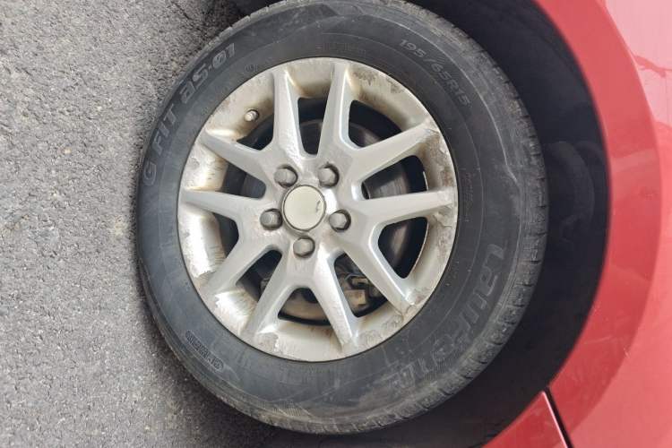 Used Ford Focus 2011 Hatchback 1.8L Manual Classic Model Right Front Wheel Hub