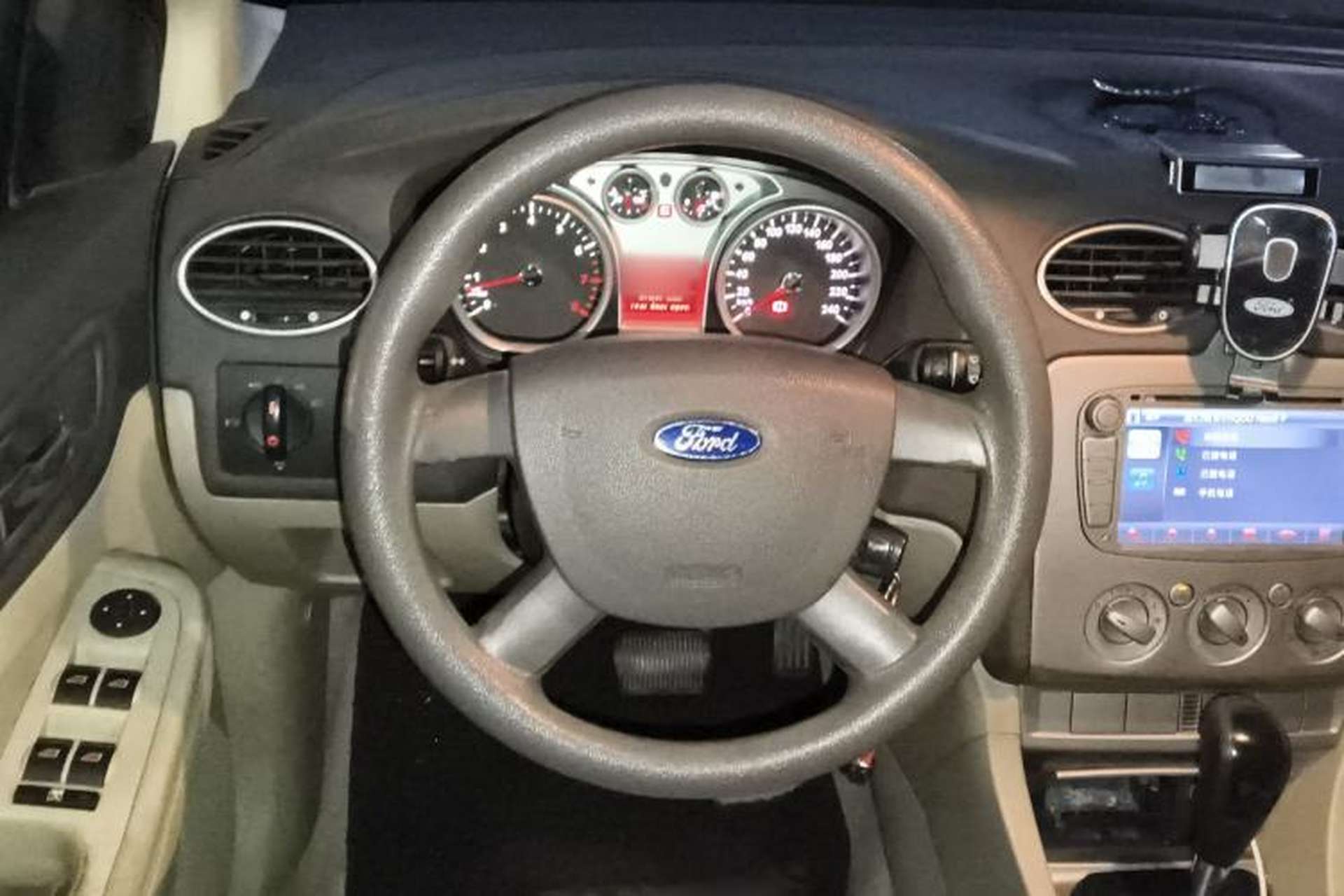 Used Ford Focus 2011 Hatchback 1.8L Automatic Fashion Edition Steering Wheel