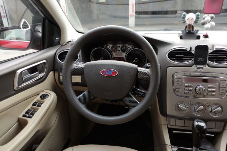 Used Ford Focus 2011 Hatchback 1.8L Automatic Fashion Edition Steering Wheel