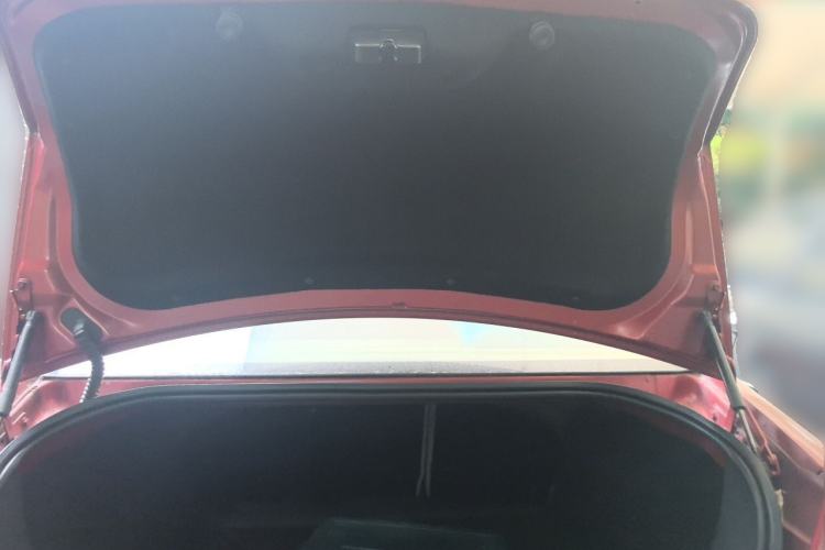 Used Ford Focus 2011 Sedan 1.8L Automatic Fashion Edition Trunk