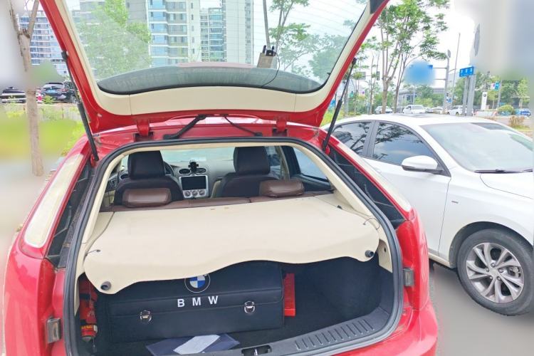Used Ford Focus 2011 Sedan 1.8L Automatic Fashion Edition Trunk