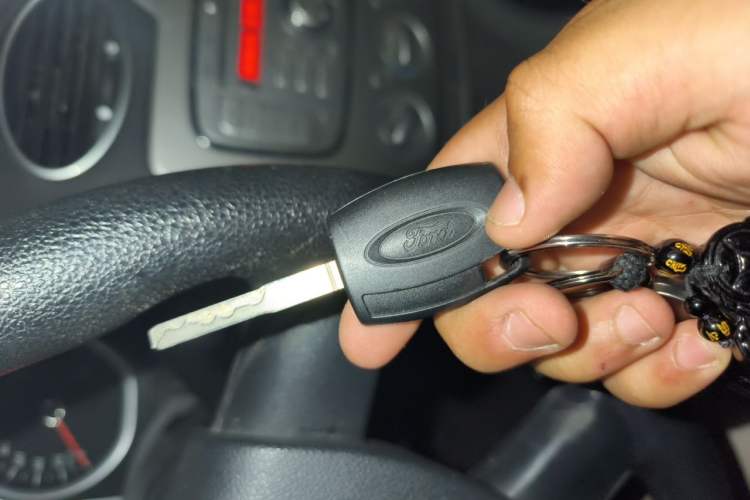 Used Ford Focus 2011 Hatchback 1.8L Manual Comfort Model Vehicle Key
