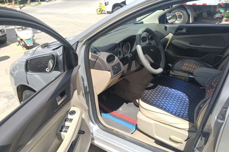 Used Ford Focus 2011 Sedan 1.8L Manual Classic Model Driver Seat