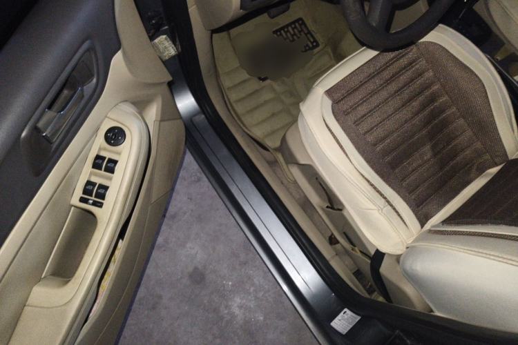 Used Ford Focus 2011 Sedan 1.8L Automatic Fashion Edition Driver Seat