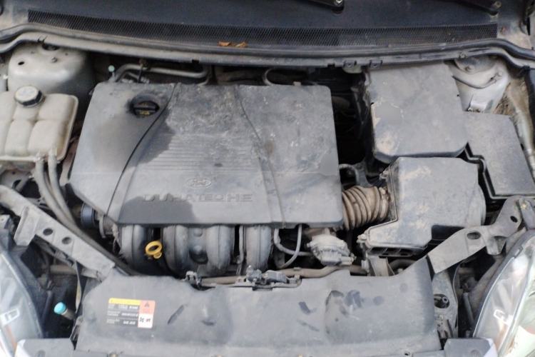 Used Ford Focus 2011 Sedan 1.8L Manual Comfort Model Engine Bay