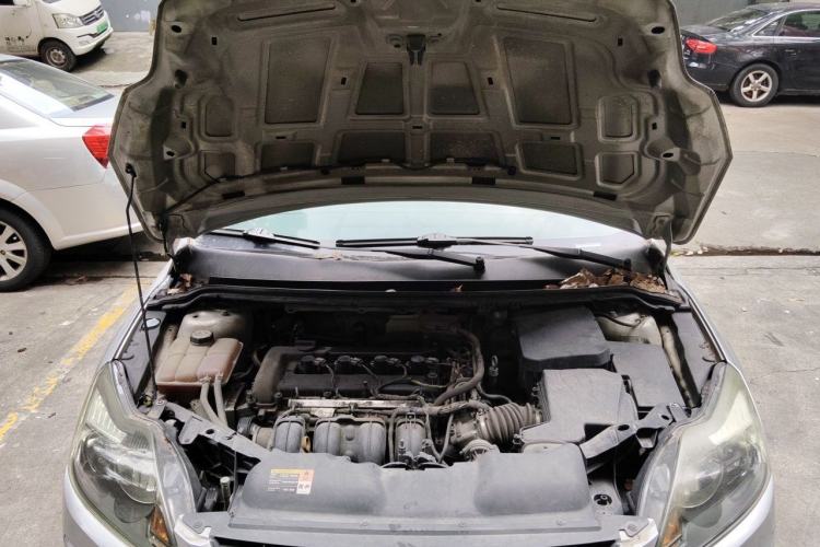 Used Ford Focus 2011 Hatchback 1.8L Automatic Fashion Edition Engine Bay
