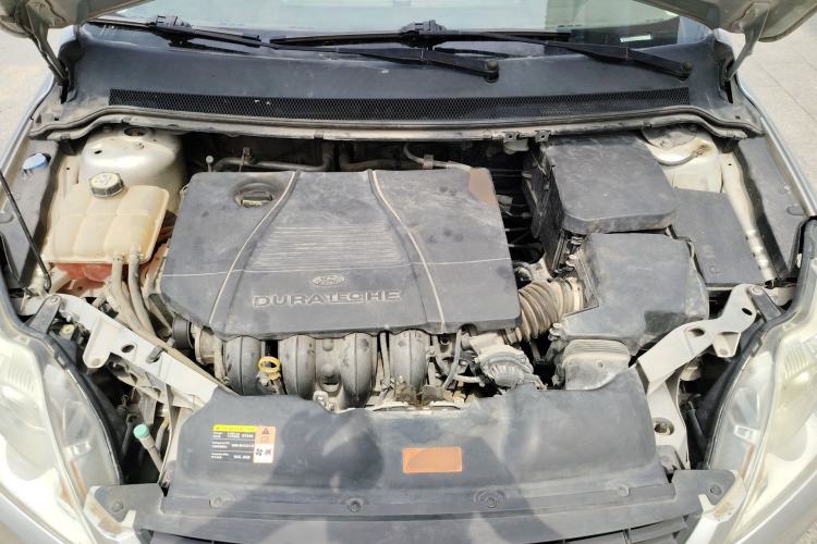 Used Ford Focus 2011 Sedan 1.8L Manual Classic Model Engine Bay