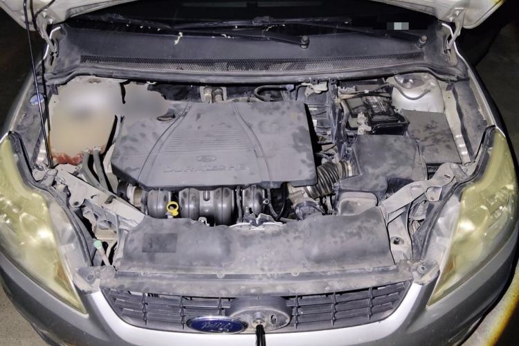 Used Ford Focus 2011 Sedan 1.8L Manual Classic Model Engine Bay