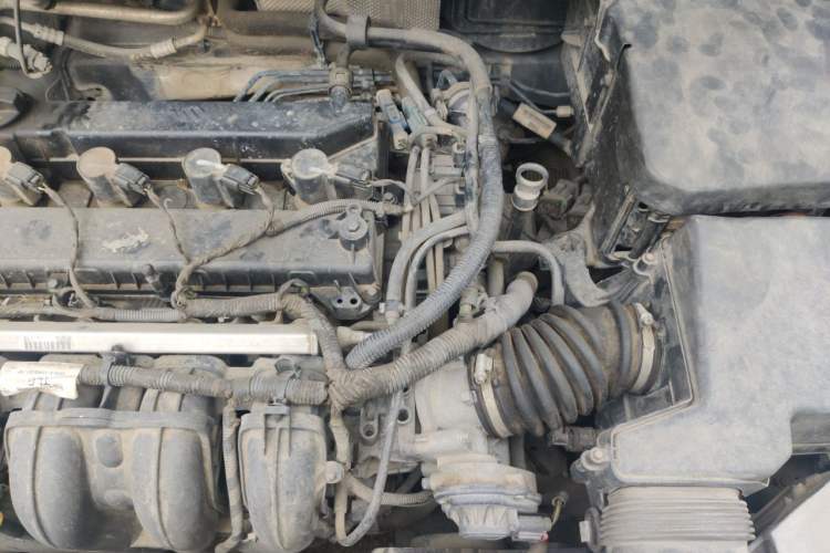 Used Ford Focus 2011 Sedan 1.8L Automatic Fashion Edition Engine Bay Left