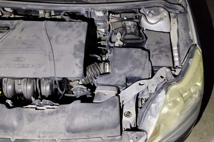 Used Ford Focus 2011 Sedan 1.8L Manual Classic Model Engine Bay Left