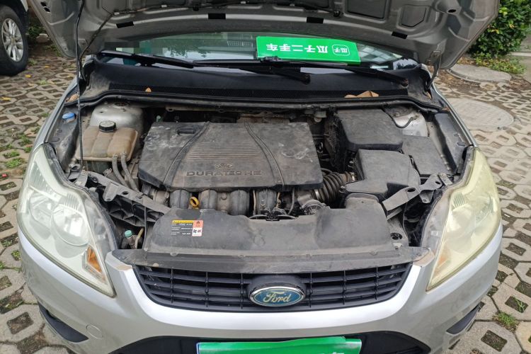 Used Ford Focus 2011 Sedan 1.8L Automatic Fashion Edition Engine Bay
