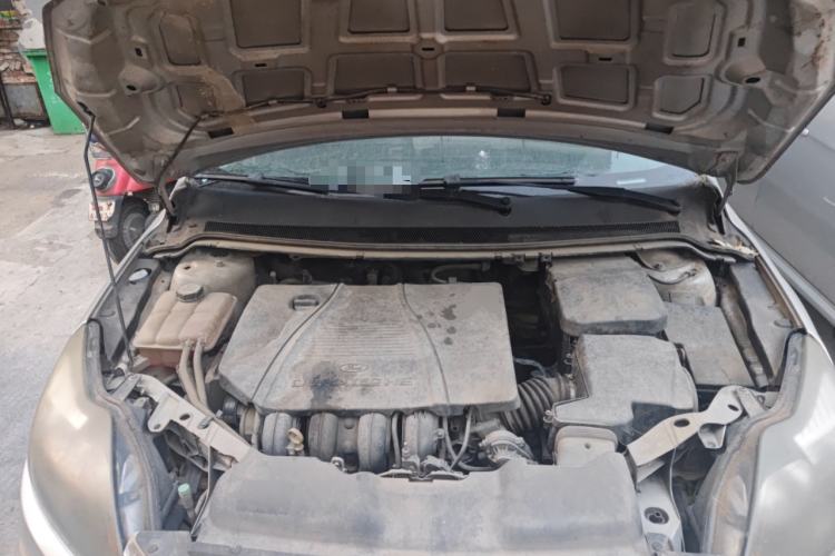 Used Ford Focus 2011 Hatchback 1.8L Manual Comfort Model Engine Bay