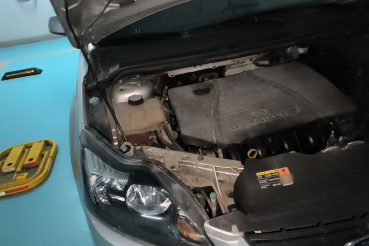 Used Ford Focus 2011 Hatchback 1.8L Automatic Fashion Edition Engine Bay Right