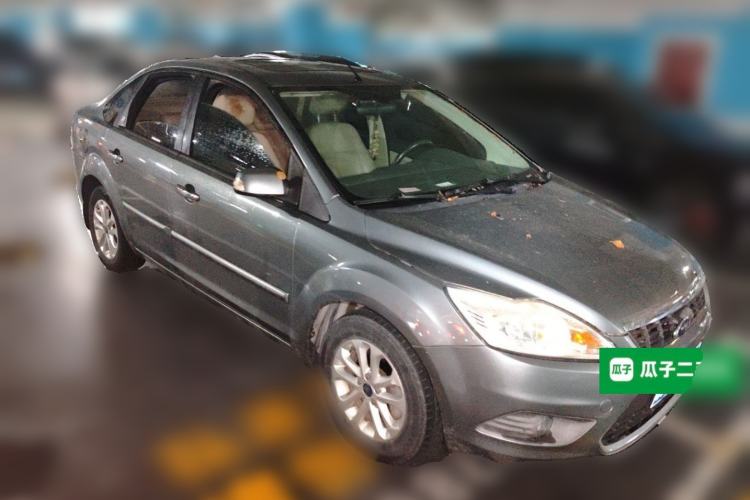 Used Ford Focus 2011 Sedan 1.8L Automatic Fashion Edition Front Right 45 Deg