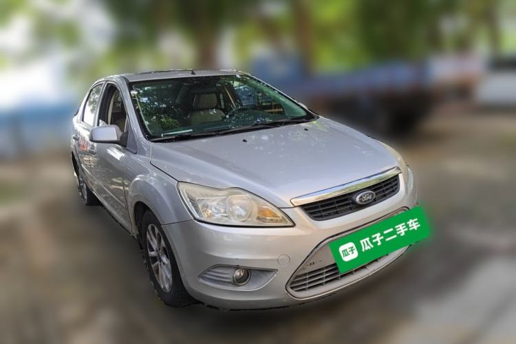 Used Ford Focus 2011 Sedan 1.8L Automatic Fashion Edition Front Right 45 Deg