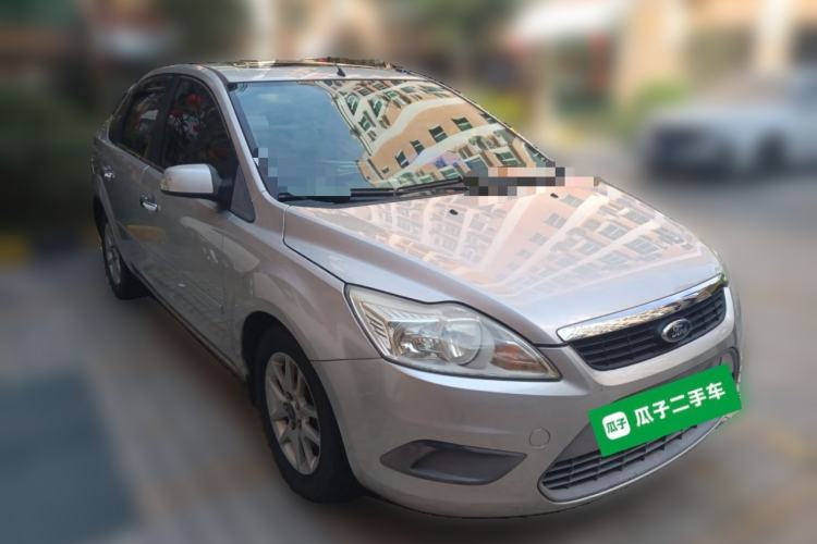 Used Ford Focus 2011 Sedan 1.8L Manual Comfort Model Front Right 45 Deg