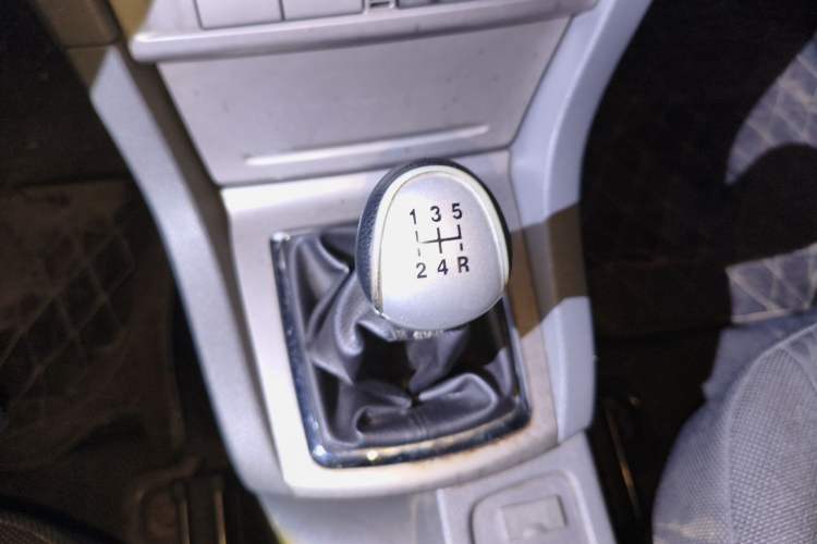 Used Ford Focus 2011 Hatchback 1.8L Manual Classic Model Gear Lever