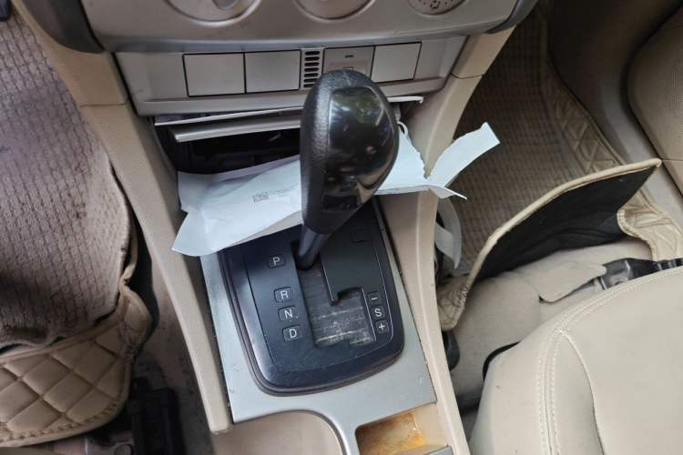 Used Ford Focus 2011 Hatchback 1.8L Automatic Fashion Edition Gear Lever