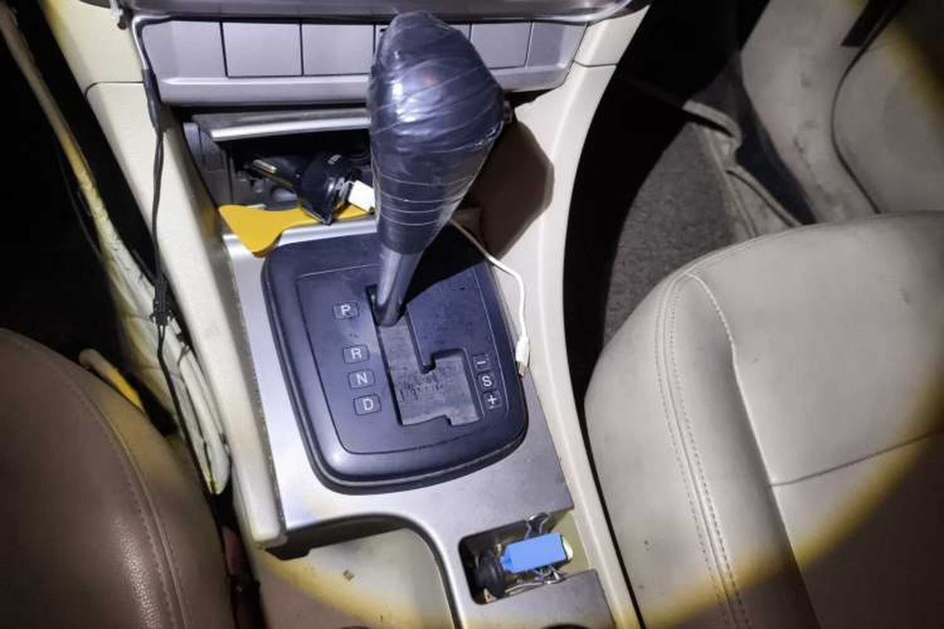 Used Ford Focus 2011 Sedan 1.8L Automatic Fashion Edition Gear Lever