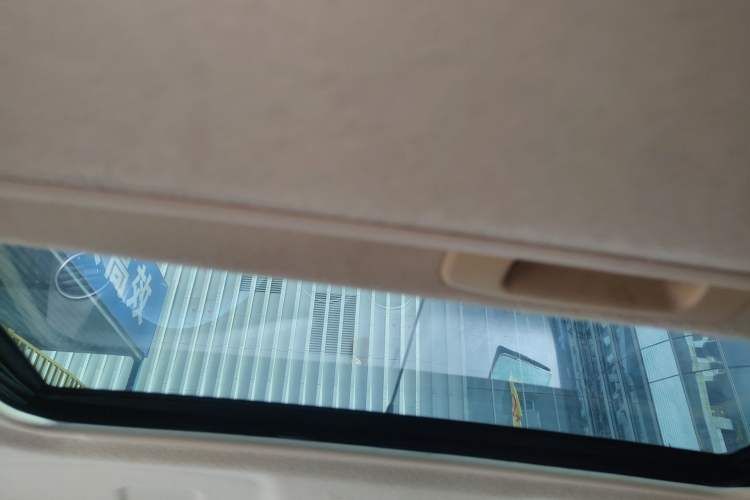 Used Ford Focus 2011 Hatchback 1.8L Automatic Fashion Edition Headliner