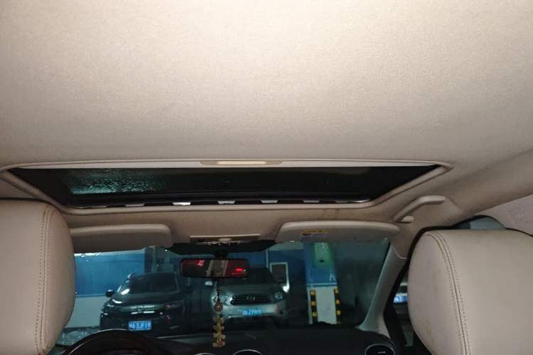 Used Ford Focus 2011 Sedan 1.8L Automatic Fashion Edition Headliner