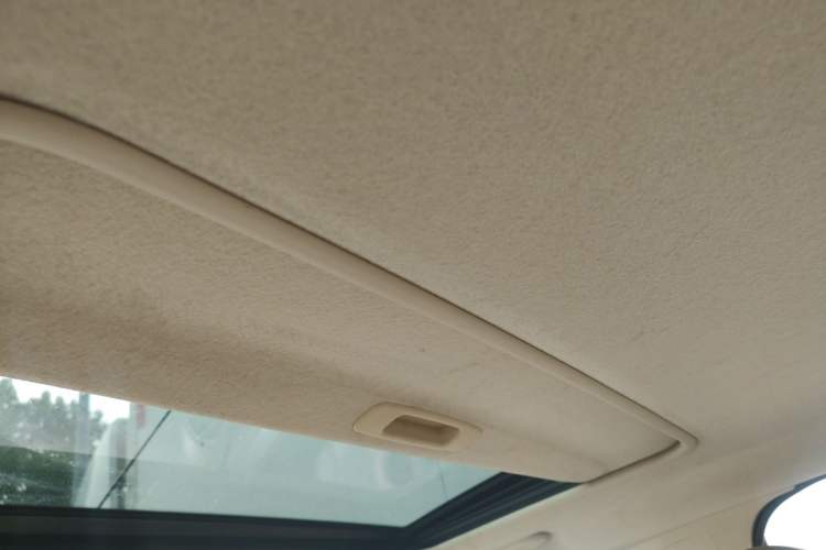 Used Ford Focus 2011 Hatchback 1.8L Automatic Fashion Edition Headliner