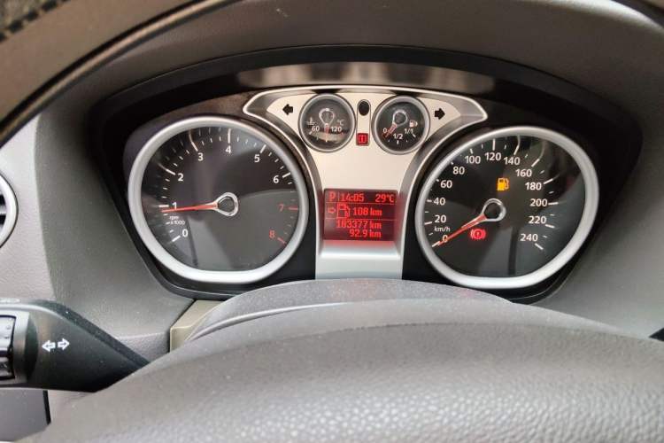 Used Ford Focus 2011 Hatchback 1.8L Automatic Fashion Edition Instrument Cluster