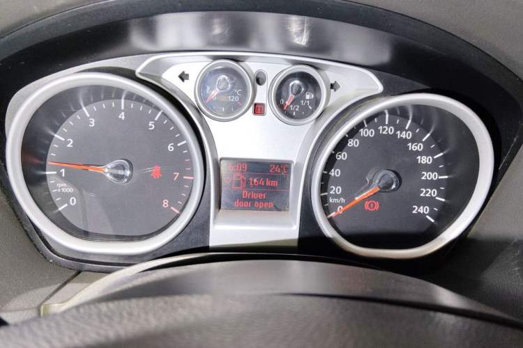 Used Ford Focus 2011 Sedan 1.8L Manual Classic Model Instrument Cluster