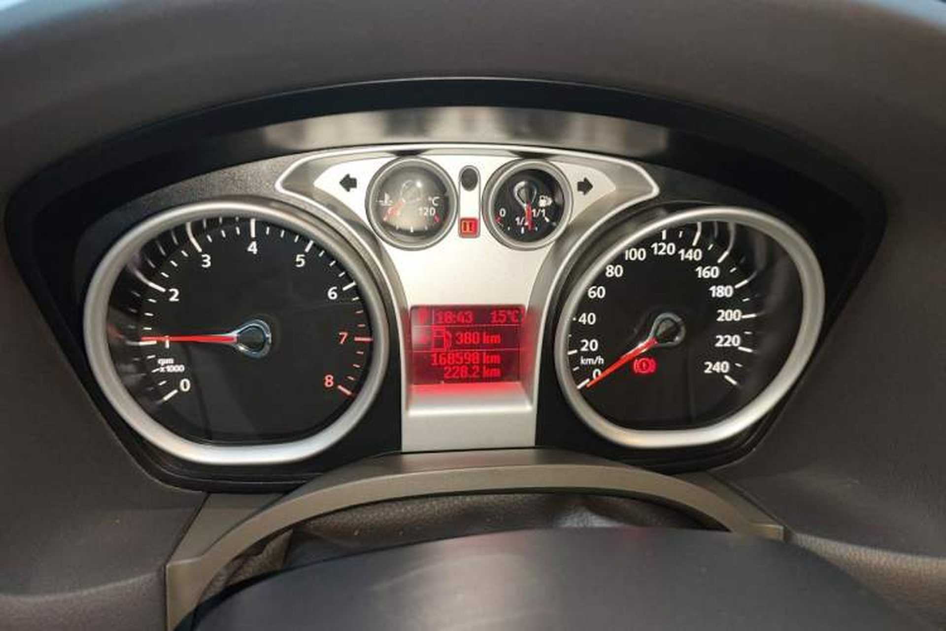 Used Ford Focus 2011 Sedan 1.8L Automatic Fashion Edition Instrument Cluster