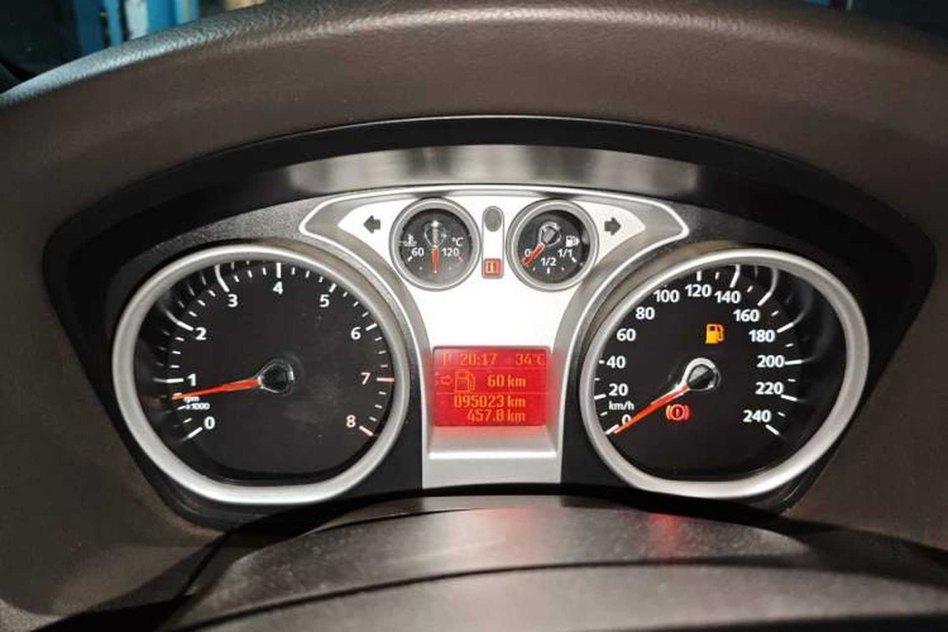 Used Ford Focus 2011 Sedan 1.8L Automatic Fashion Edition Instrument Cluster