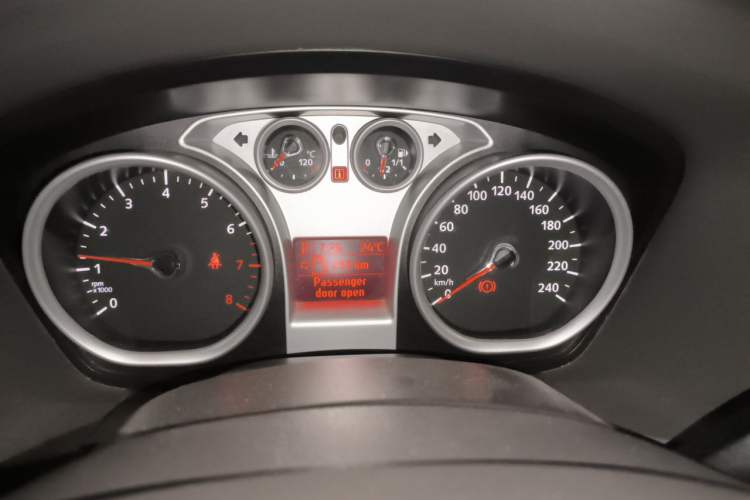 Used Ford Focus 2011 Hatchback 1.8L Automatic Fashion Edition Instrument Cluster