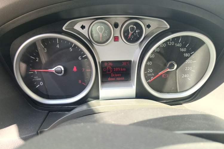 Used Ford Focus 2011 Sedan 1.8L Manual Classic Model Instrument Cluster