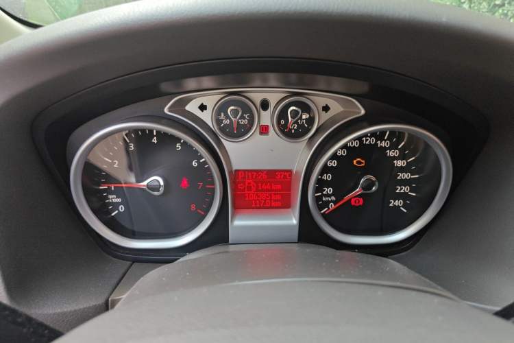 Used Ford Focus 2011 Hatchback 1.8L Automatic Fashion Edition Instrument Cluster